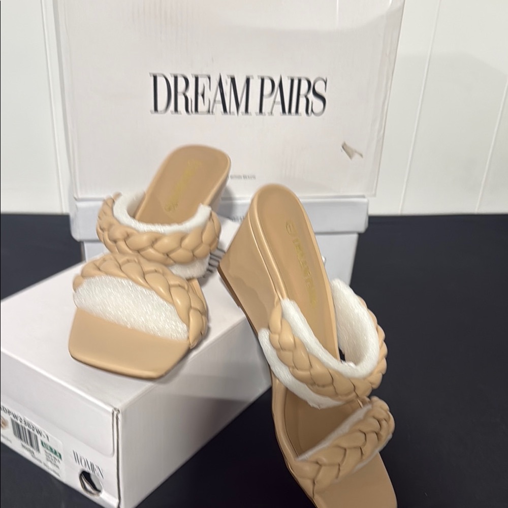 Dream Pairs Women's Tan and White Braided Sandals